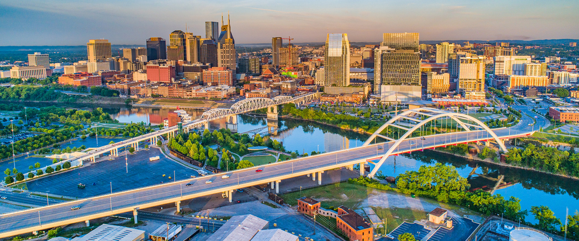Explore Hemline Boutique: Nashville Shopping at its Best