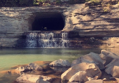 Exploring Cheatham Lake: A Boating Destination Near Nashville