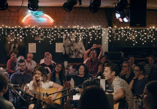 Live Music at The Bluebird Cafe: A Nashville Nightlife and Entertainment Experience